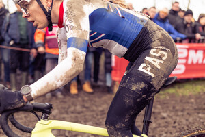 Signs of a hard race – Raylyn in one of the many downhill sections